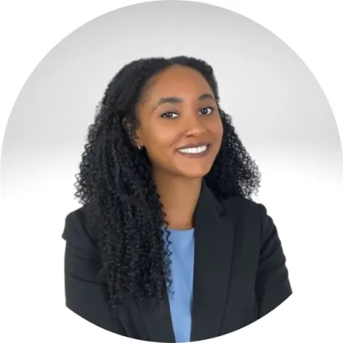 Autryana McGee Headshot
